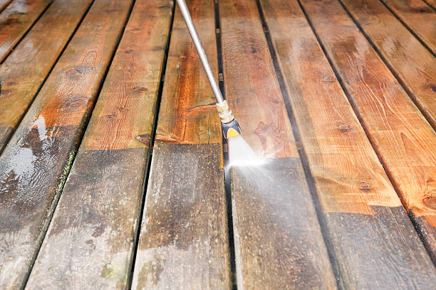 Best Garage Pressure Washing  in Fairmead, CA